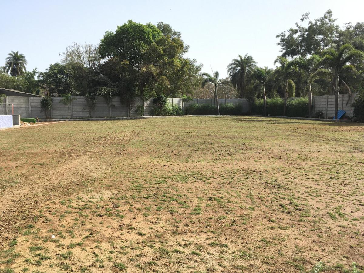 Vits Daman Devka Beach Exterior photo